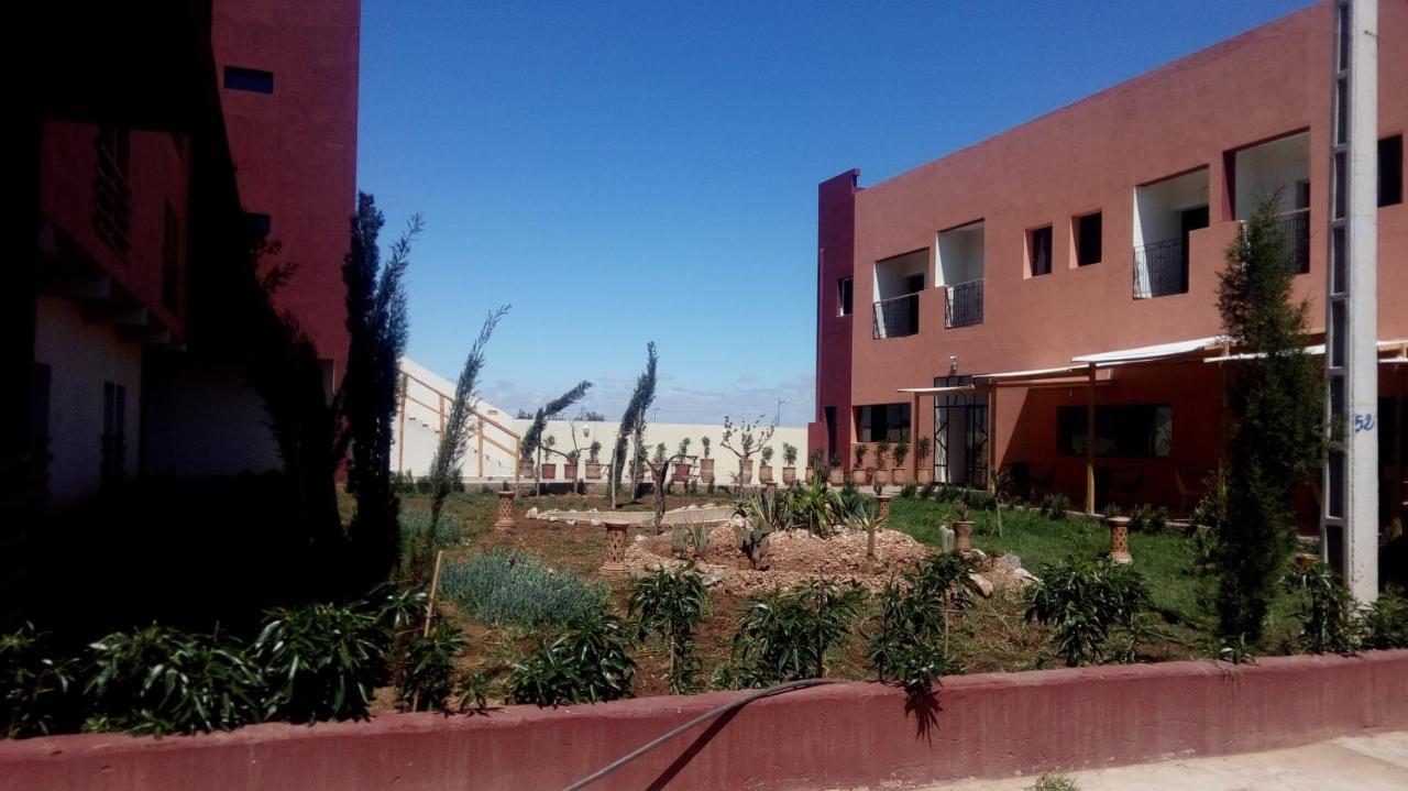Green Cactus Otel Benguerir Dış mekan fotoğraf
